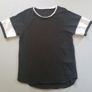 Mesh sleeves on the byas baseball tee